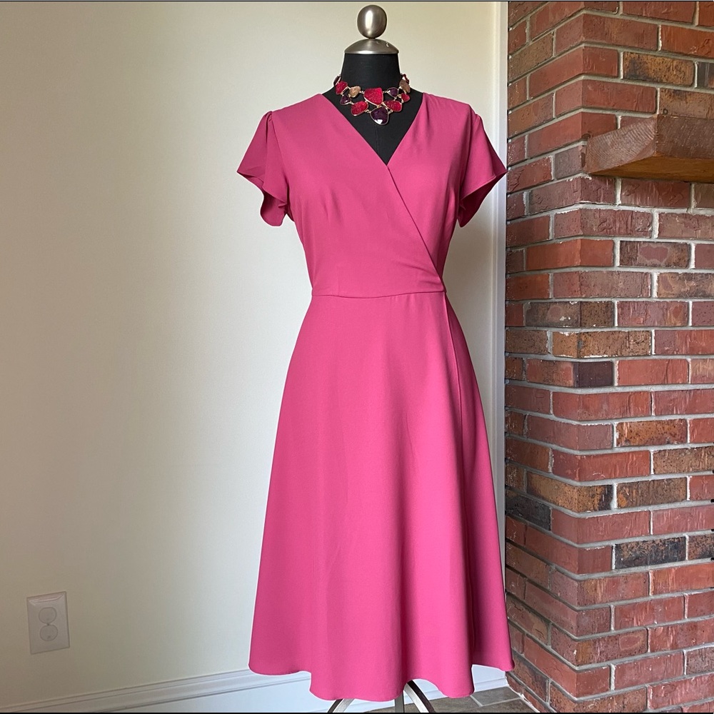 Ann Taylor Swing Dress in Rose - Size 4